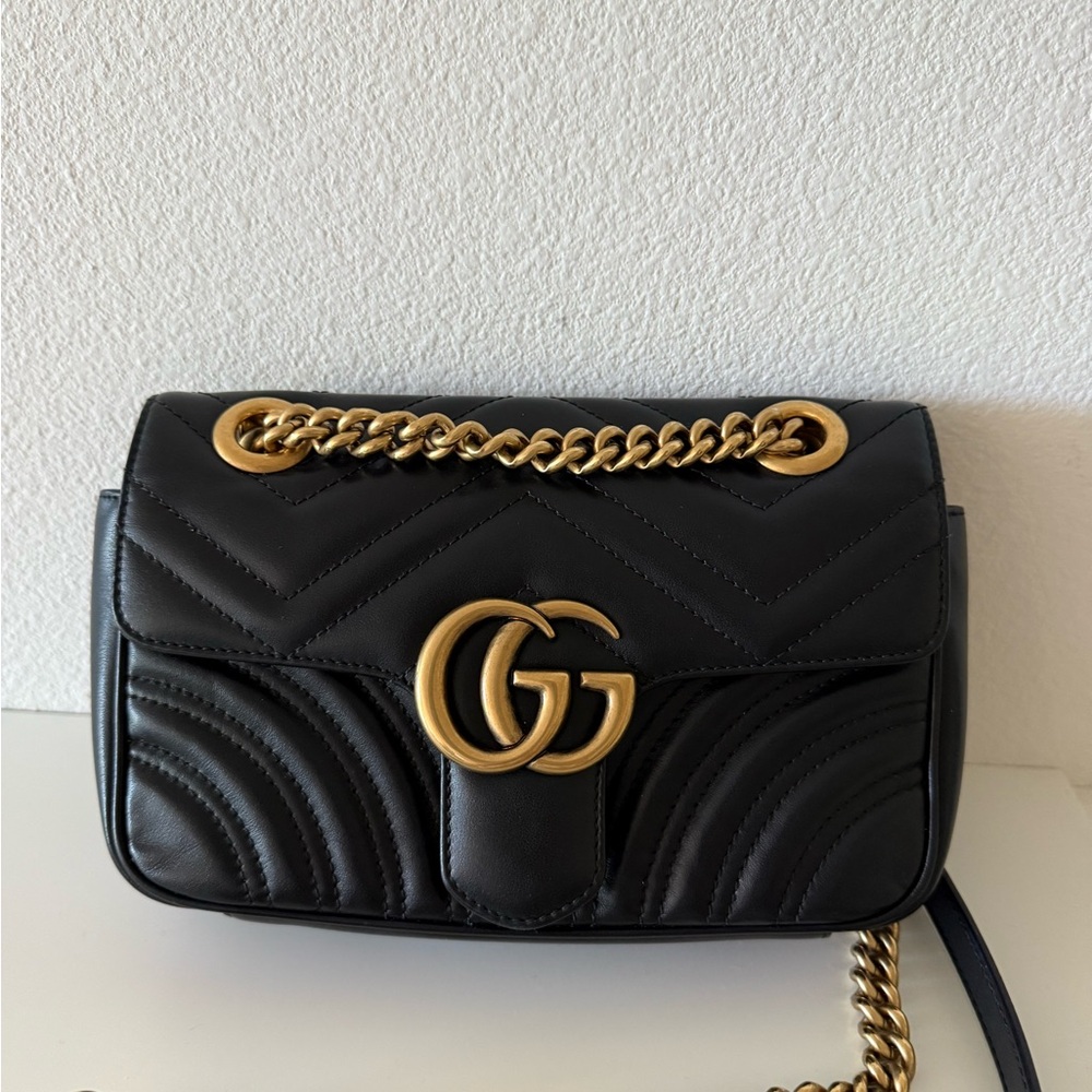 GG MARMONT SMALL SHOULDER BAG